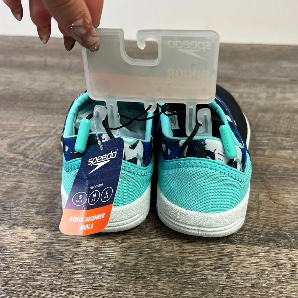 Speedo Junior Aqua Skimmer Water Shoes – Black/Blue (2–3) ( 2 pairs)